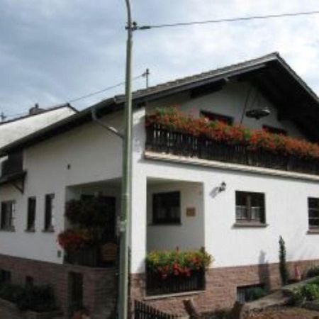 Ferienwohnung Pia Mettlach Bagian luar foto