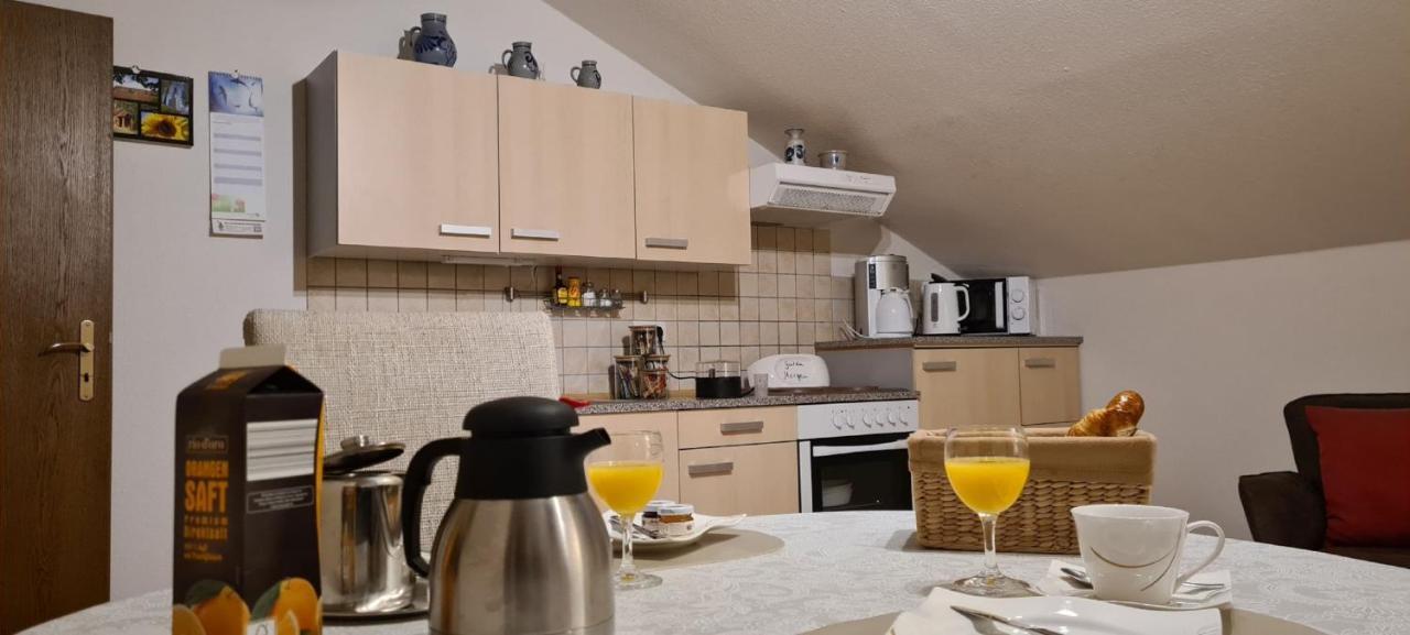 Ferienwohnung Pia Mettlach Bagian luar foto