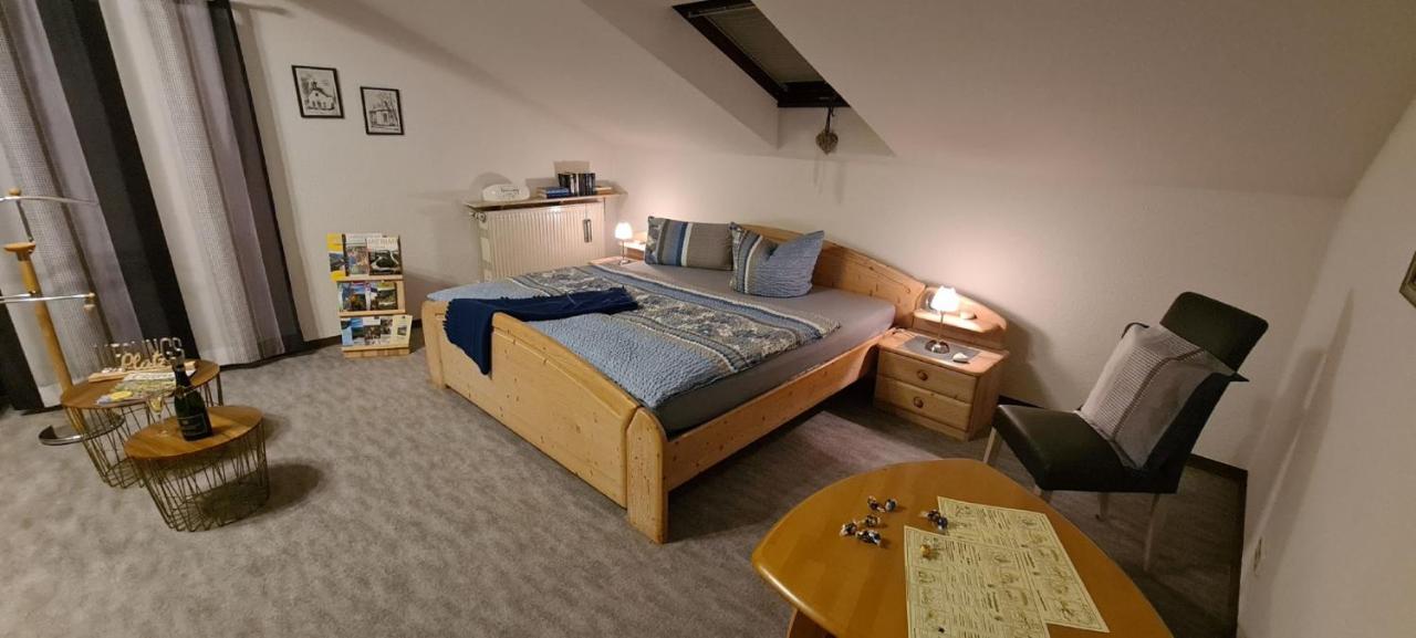 Ferienwohnung Pia Mettlach Bagian luar foto